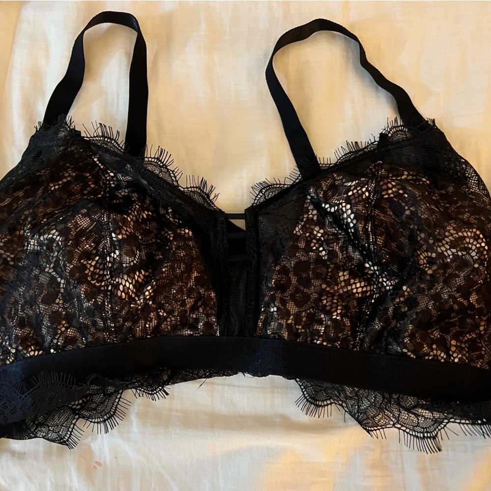 Sofia Vergara. New No tags Bra 2xl  excellent condition